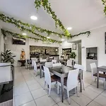 Athena Motel Apartments