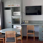 Downs Motel