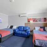 Raceview Motor Inn