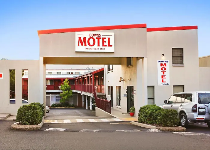 Downs Motel