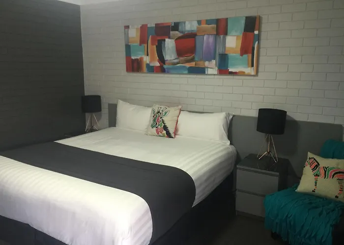 Blue Violet Motor Inn