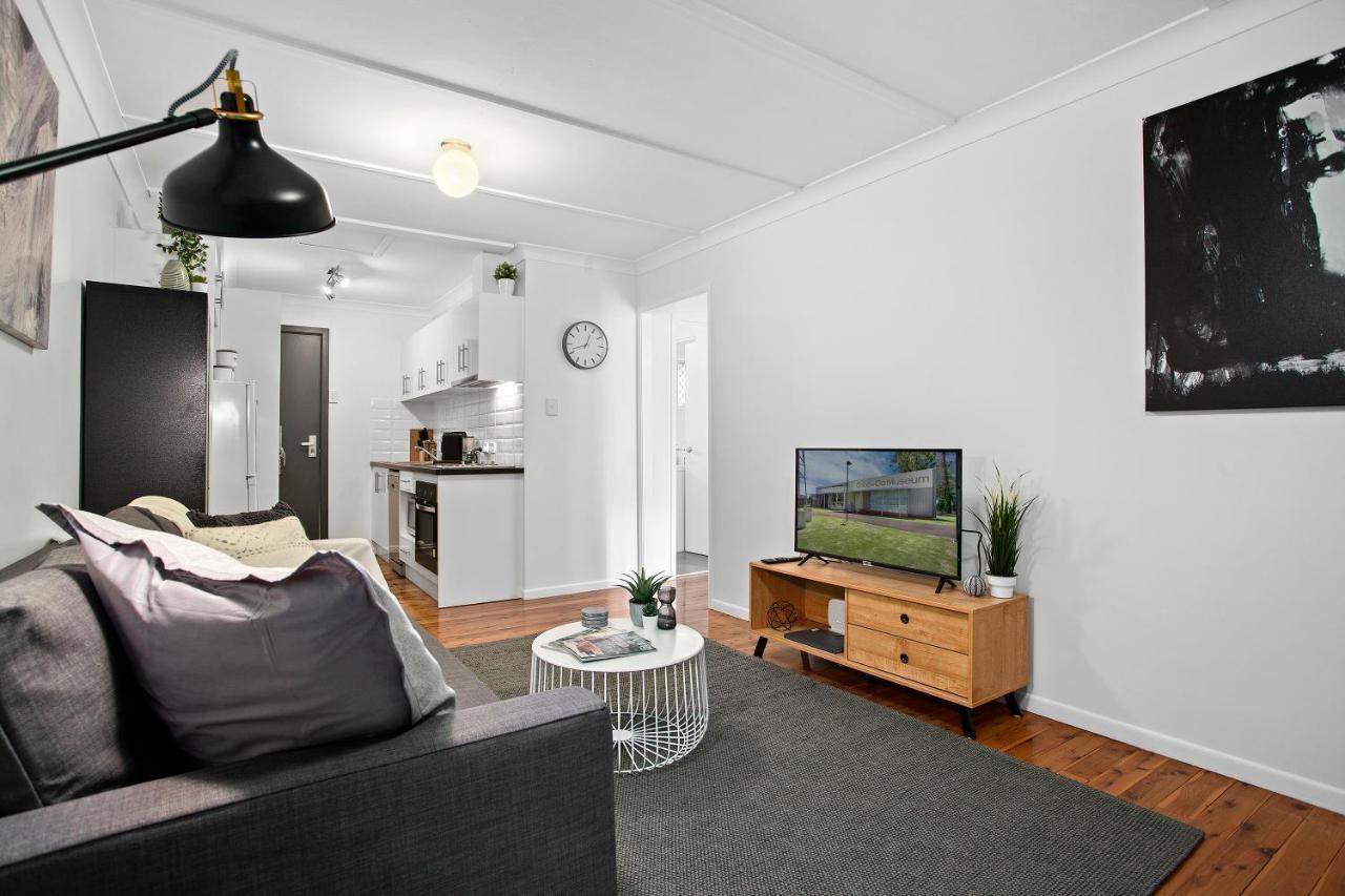 Apartment The Neo Stylish Central With Aircon Courtyard And Netflix *