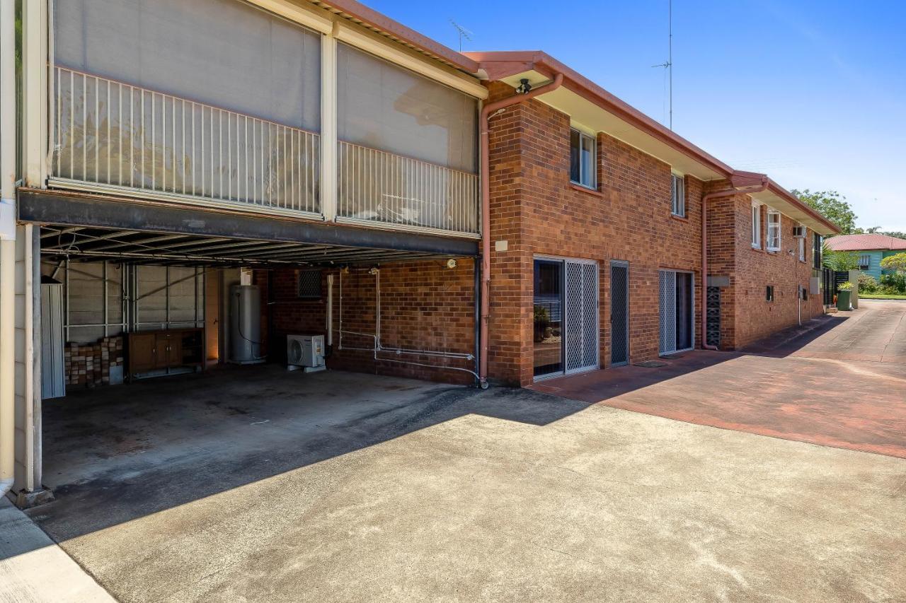 Apartment Perfect Cdb & Parkland Fringe! *