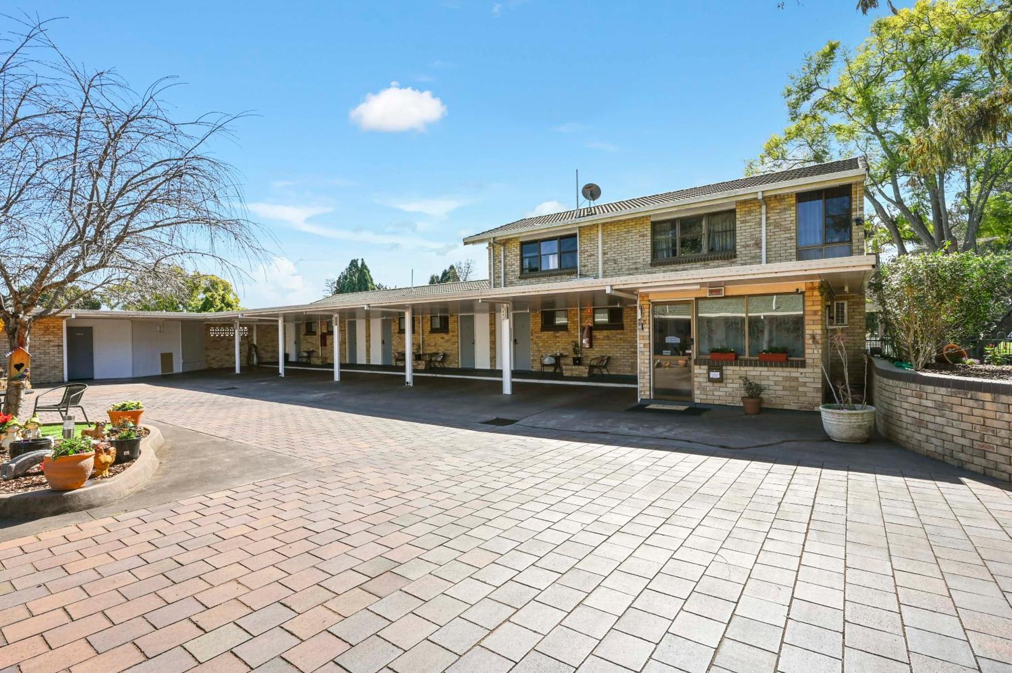 Glenworth Motel 3*