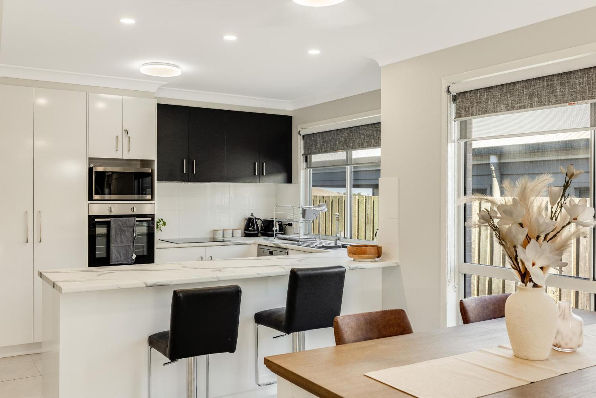 Modern & Convenient Living! *