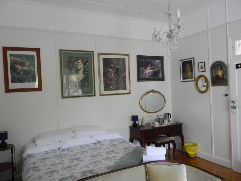 Acomodação com café da manhã  Glenellen 4*