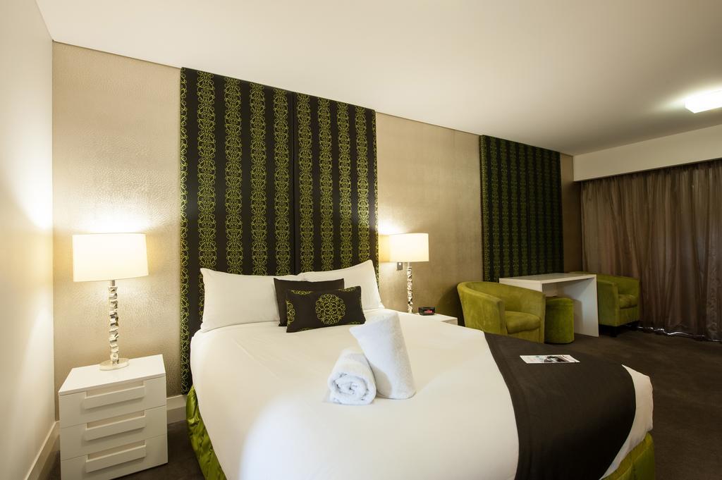 Golf Club Motel 4*