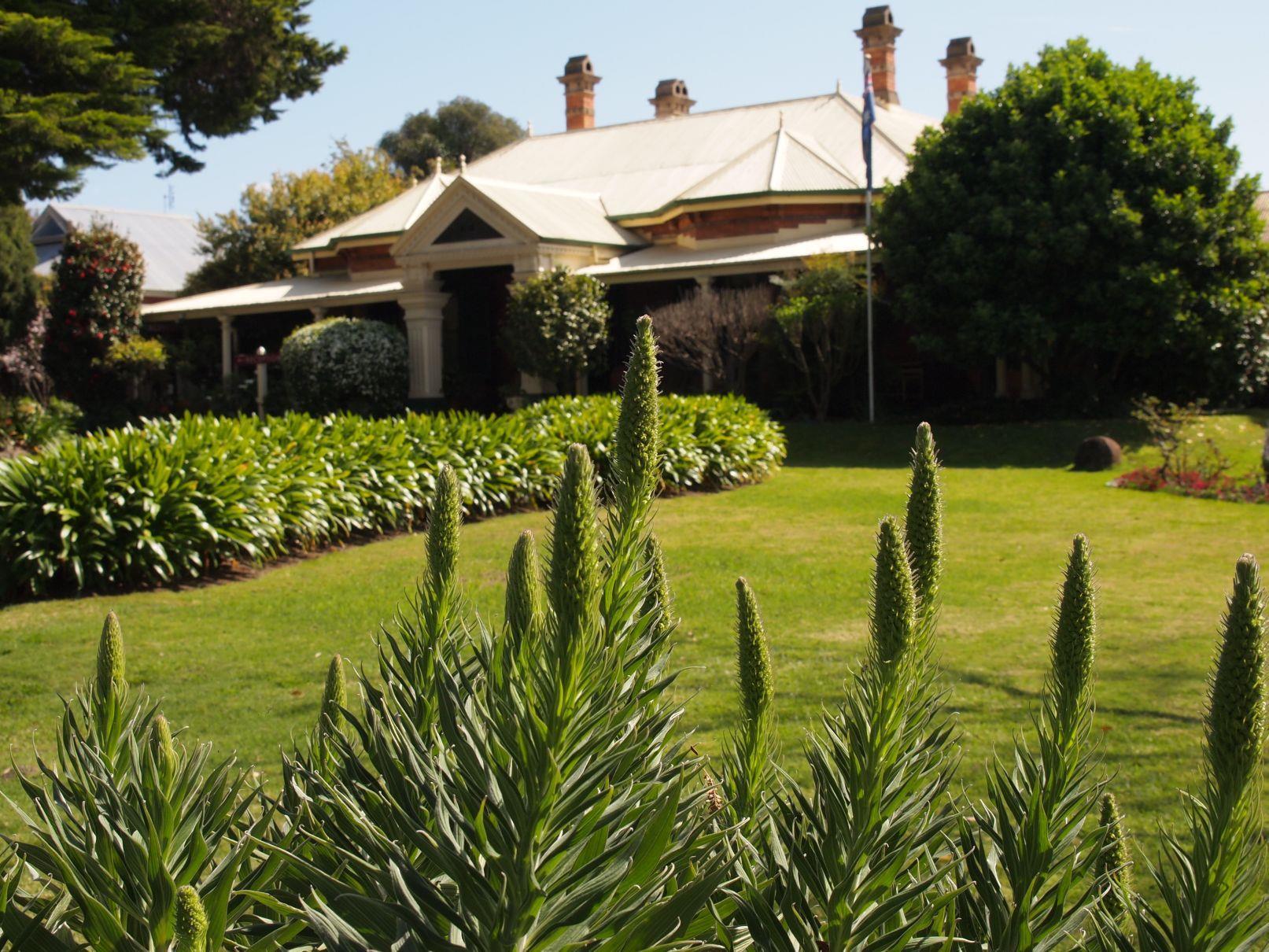 Vacy Hall Toowoomba's Grand Boutique Since 1873 4*