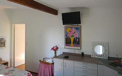 Acomodação com café da manhã  Glenellen 4*