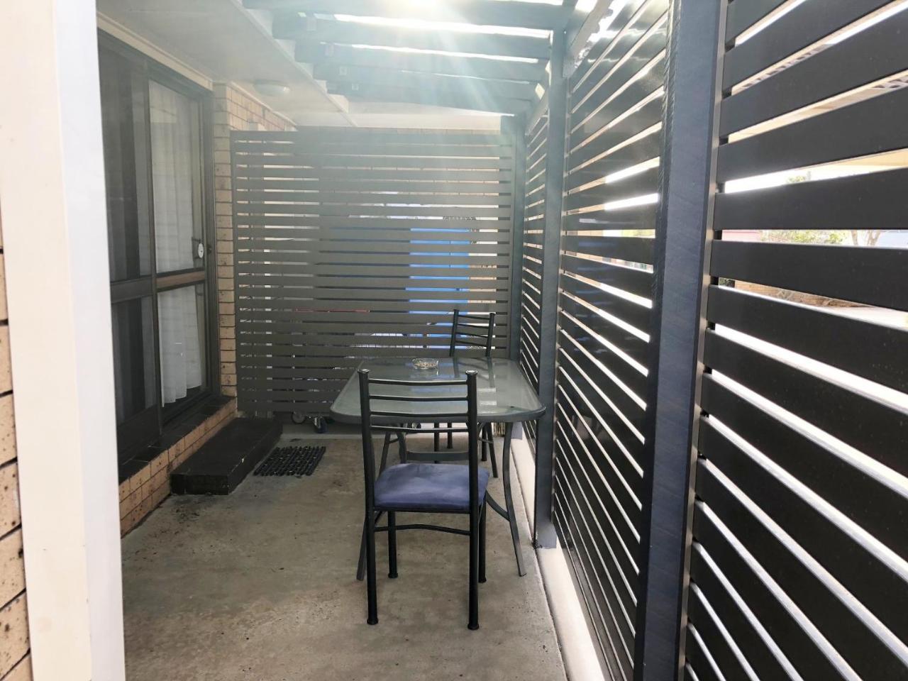 Jacaranda Place Motor Motel 3*