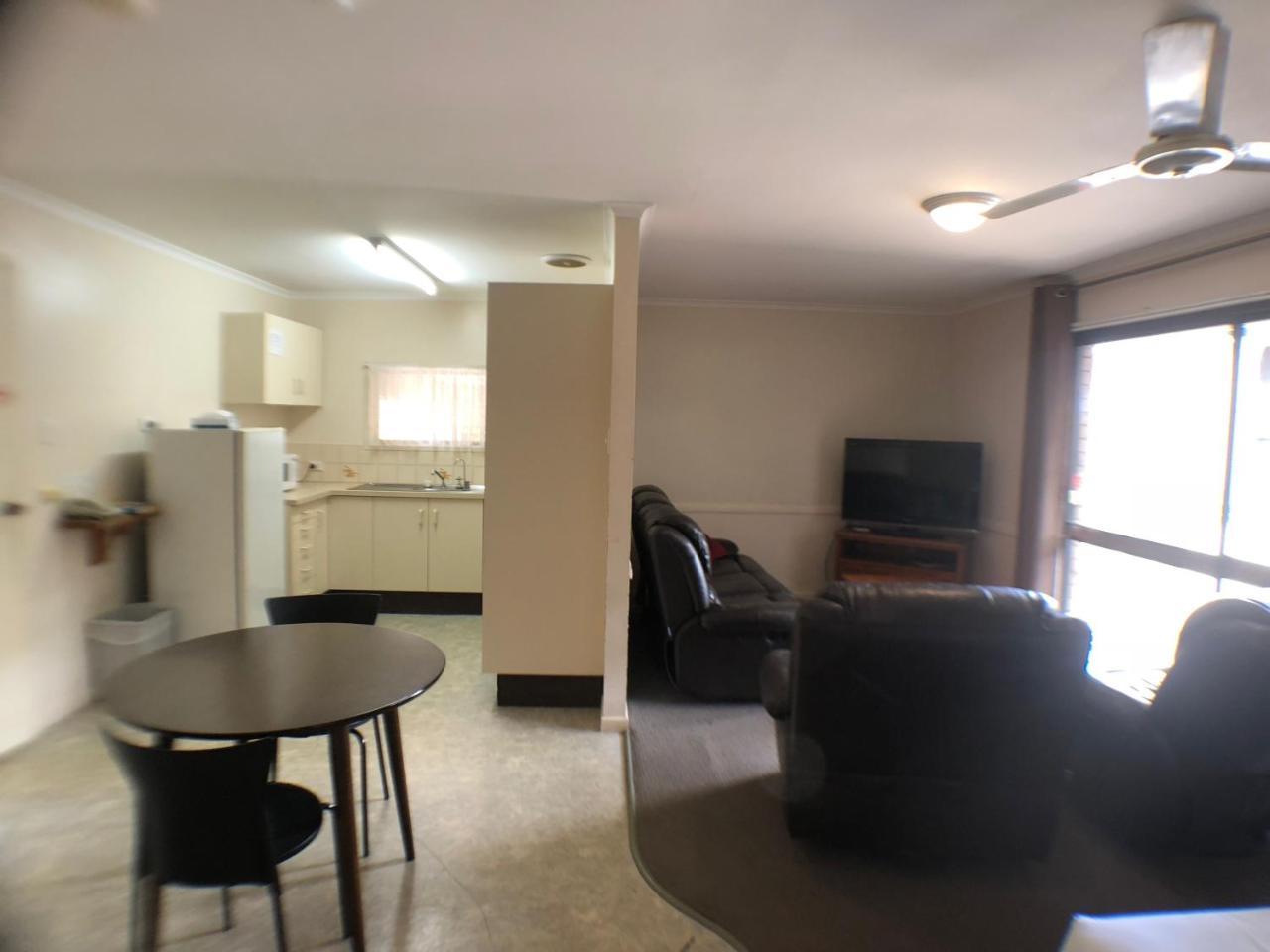 Motel Jacaranda Place Motor Toowoomba
