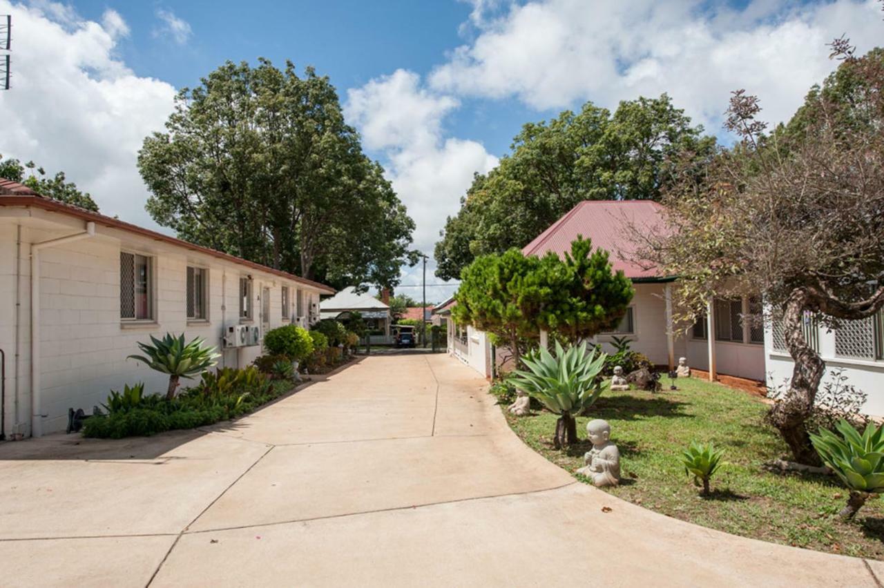 Pure Land Guest House 3*