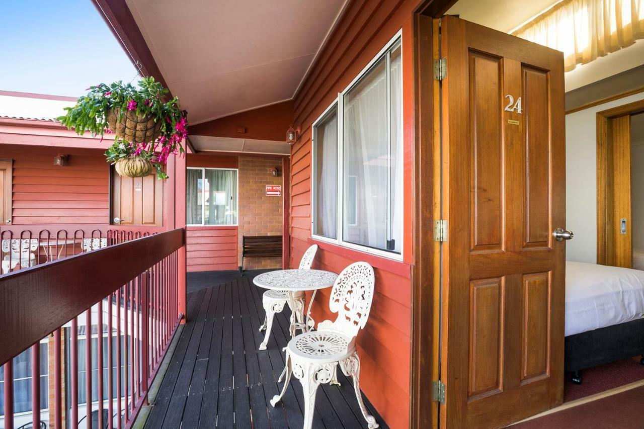 Motel Downs 3*