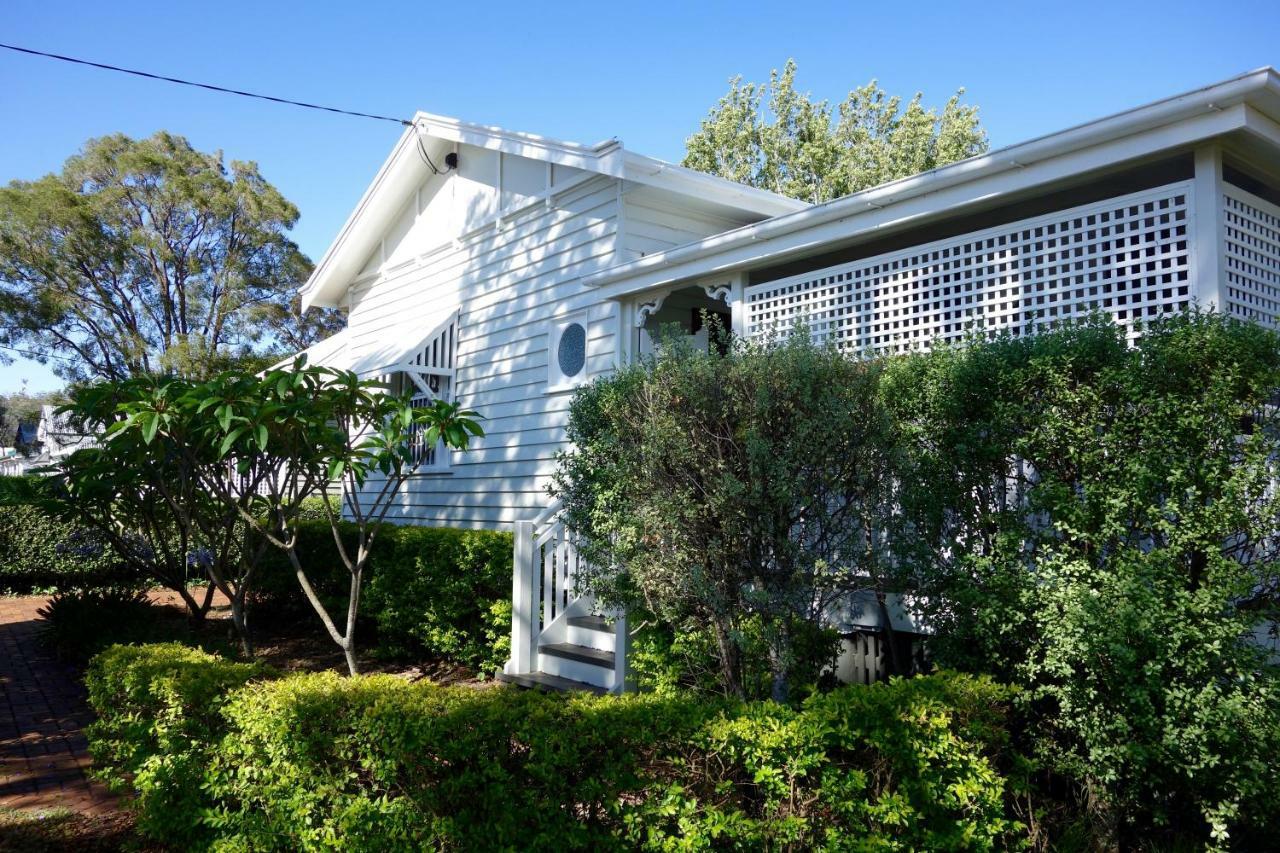 Holiday home Frangipani House