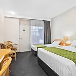 Park Motor Inn