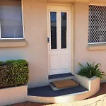 Tourist Road - 2 Bedroom Unit - East Toowoomba