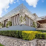 Tourist Road - Studio Unit - East Toowoomba