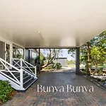 Bunya Bunya Luxury Estate Toowoomba Set Over 2 Acres With Tennis Court