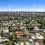 Studio Apartment In East Toowoomba