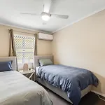 Light & Bright! 3 Bedroom Cottage, East Toowoomba!