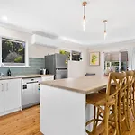 Maple Cottage - Perfect Eastside Location