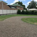 Country Gardens Motor Inn
