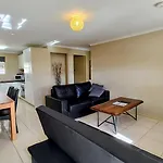 2 Bedroom 3 Bed Villa Inner City