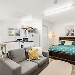 Studio Apartment In East Toowoomba