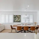 Exquisite, Stunning & Central! Cdb Fringe Cottage!