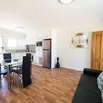 Bottletree Apartments On Garget