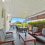 The Gathering Ground - Spacious Entertainer In Toowoomba City