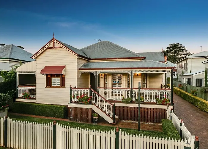 Bannockburn Cottage, East Toowoomba