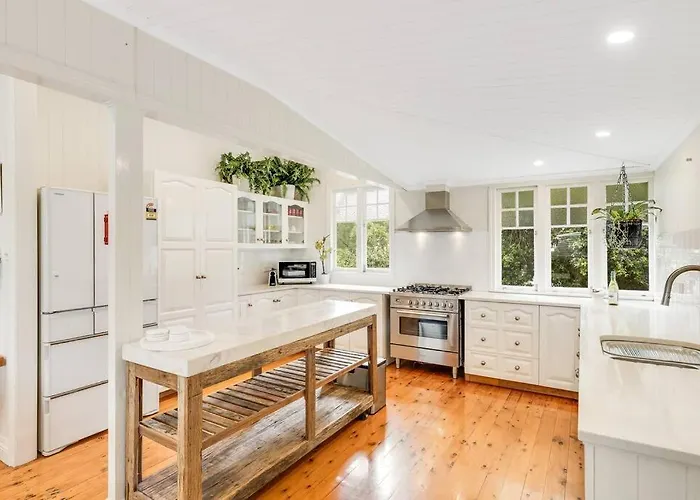 Historic Charm & Elegance, Near Grammar!