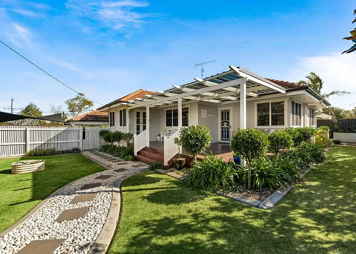 Viola House