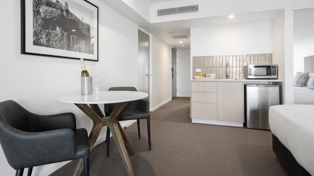 Oaks Hotel 4*