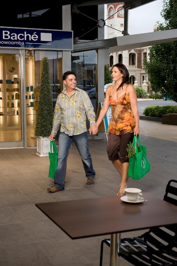 Plaza Official 4*