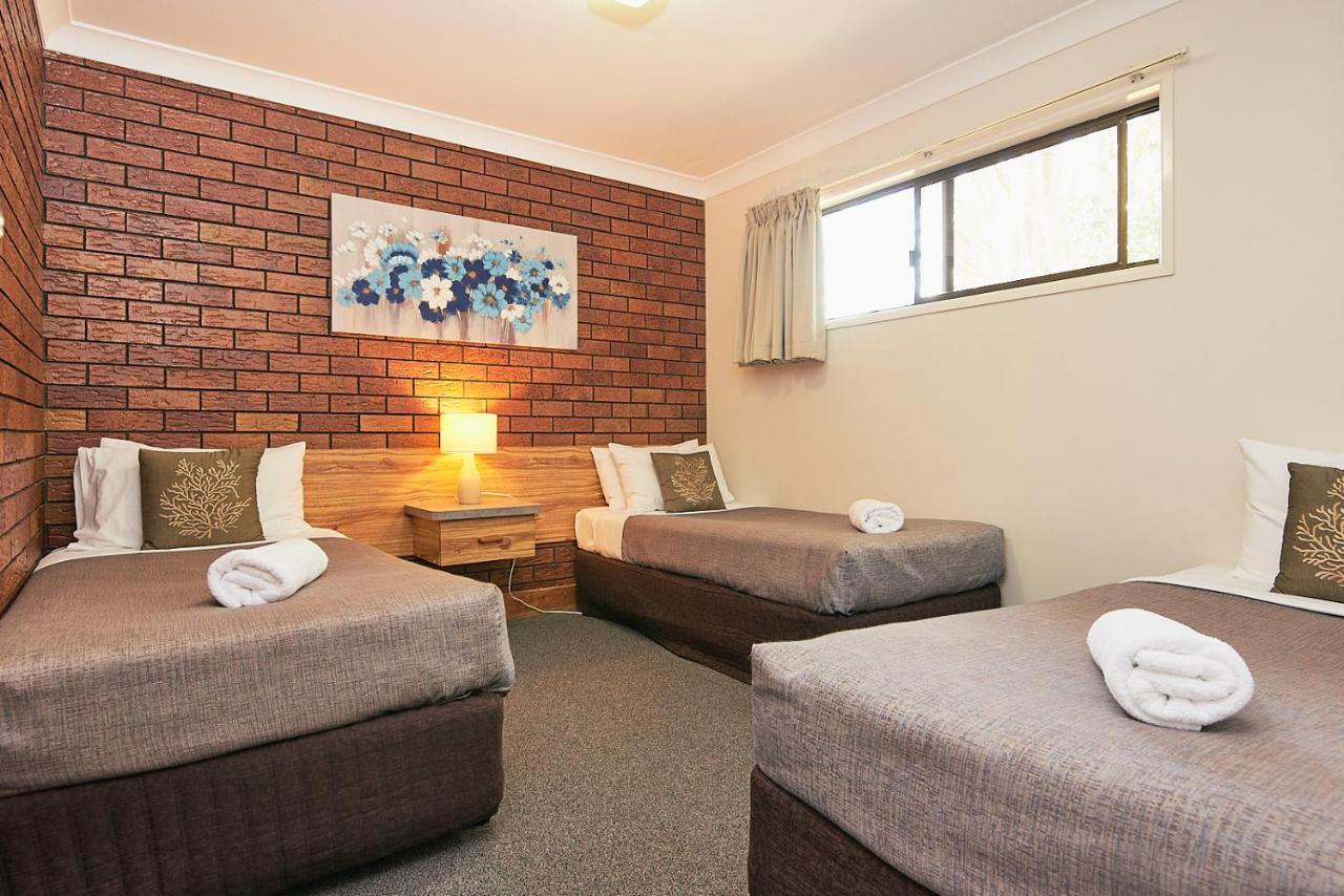 Motel Ruthven Street Motor 3*