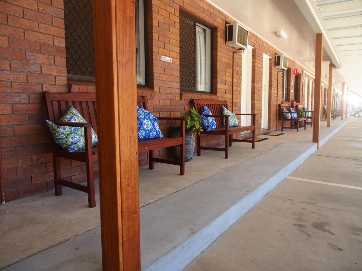 Ruthven Street Motor Motel 3*