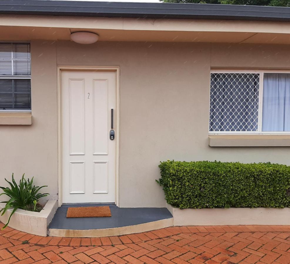 Apartment Tourist Road - Unit - East