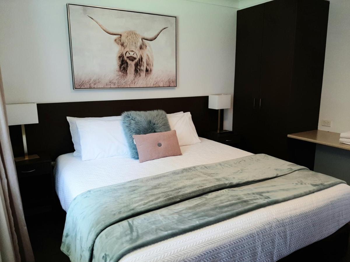 Apartment Tourist Road - 2 Bedroom Unit - East