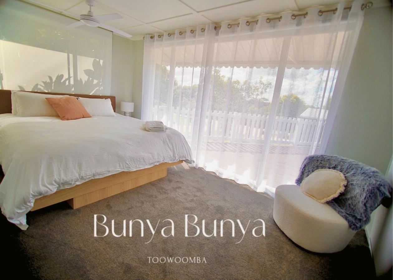 Bunya Bunya Luxury Estate Set Over 2 Acres With Tennis Court Toowoomba