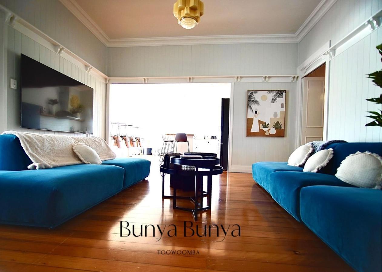 Bunya Bunya Luxury Estate Set Over 2 Acres With Tennis Court Toowoomba