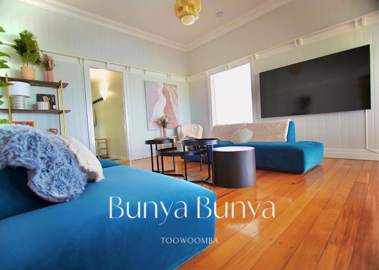 Bunya Bunya Luxury Estate Set Over 2 Acres With Tennis Court Toowoomba
