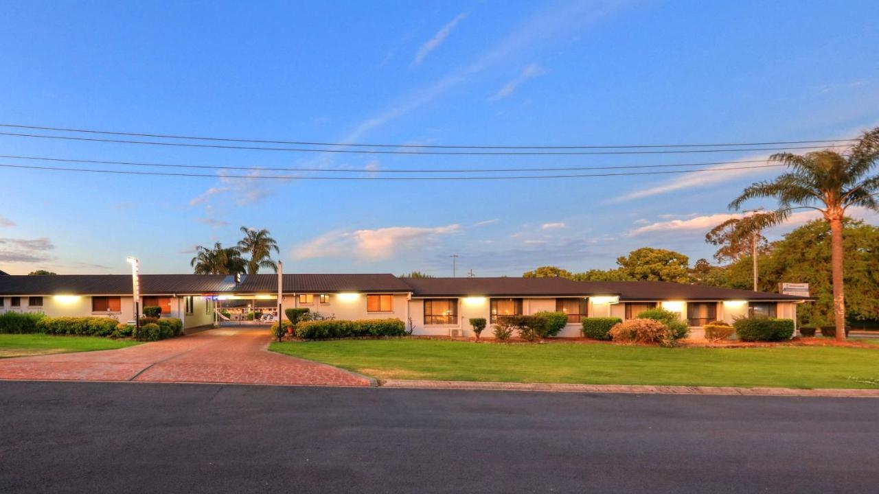Street Motor Motel 4*
