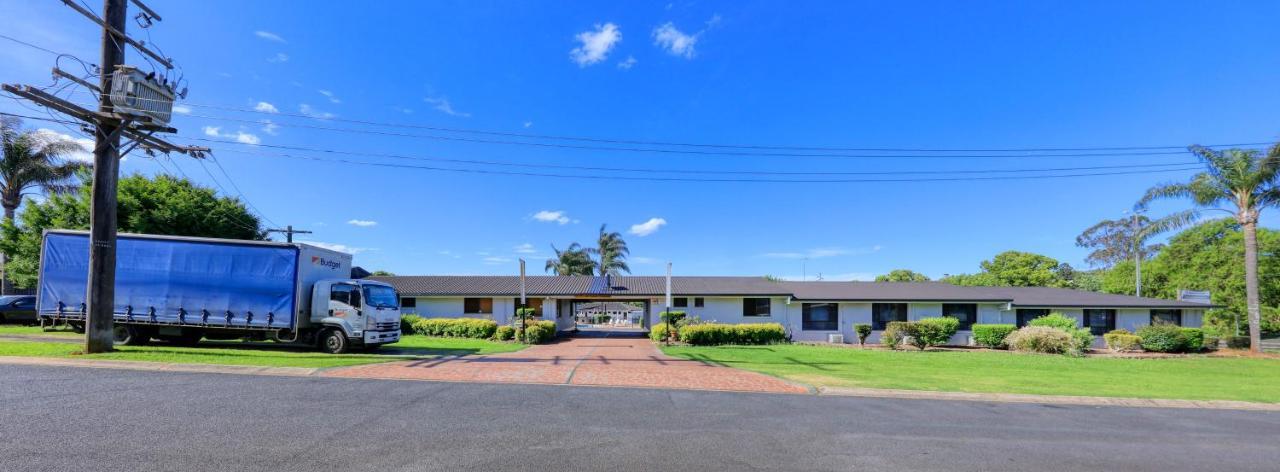 Street Motor Motel 4*