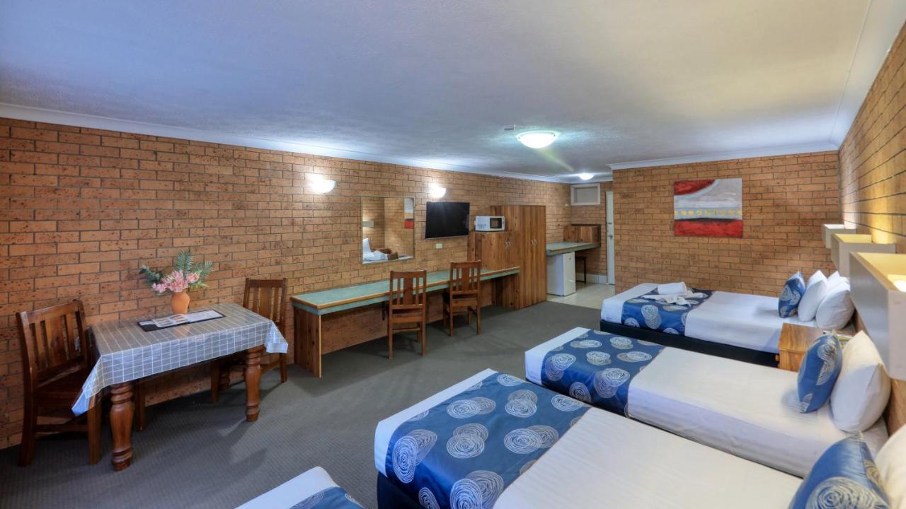 Street Motor Motel