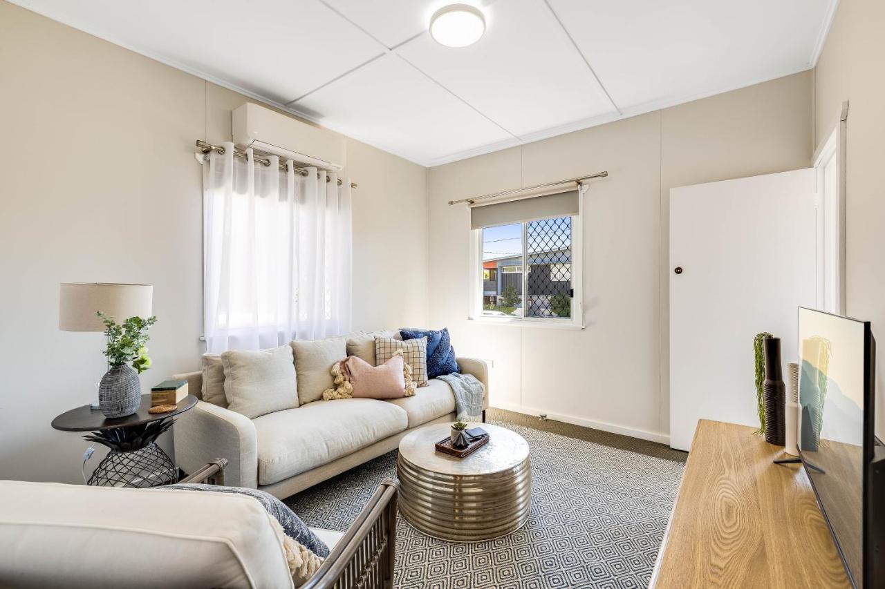Cute & Cheerful! Close To Cbd & Gorgeous Parkland! Toowoomba