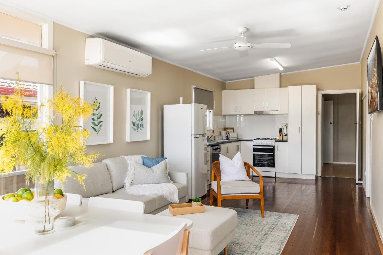 Holiday home Light & Bright! 3 Bedroom Cottage, East Toowoomba! Toowoomba