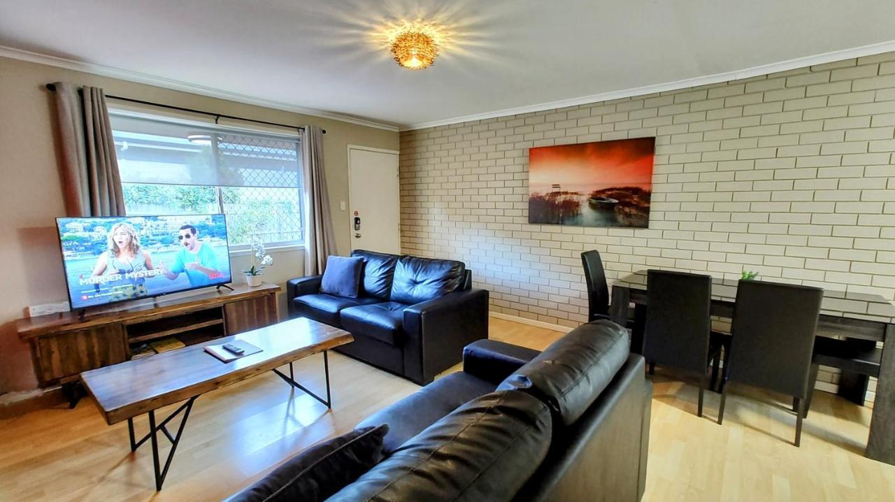 Apartment 5 Min Walk To City Center
