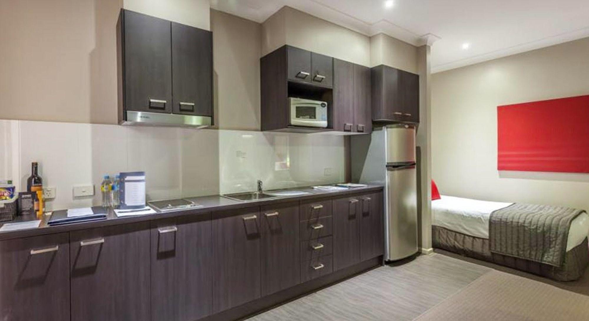 Platinum International 4*